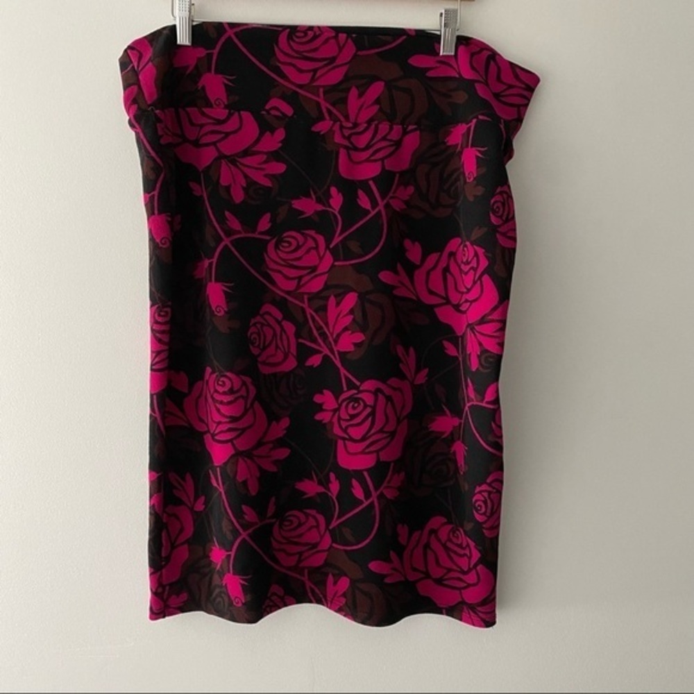 Lularoe pencil skirt floral rose pink black